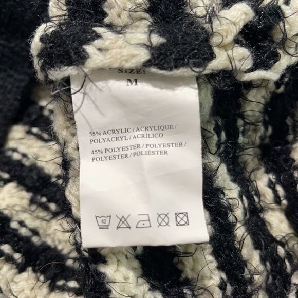 Mirumi Black And White Striped Eyelash Tunic Sweater Sz M - Picture 11 of 11